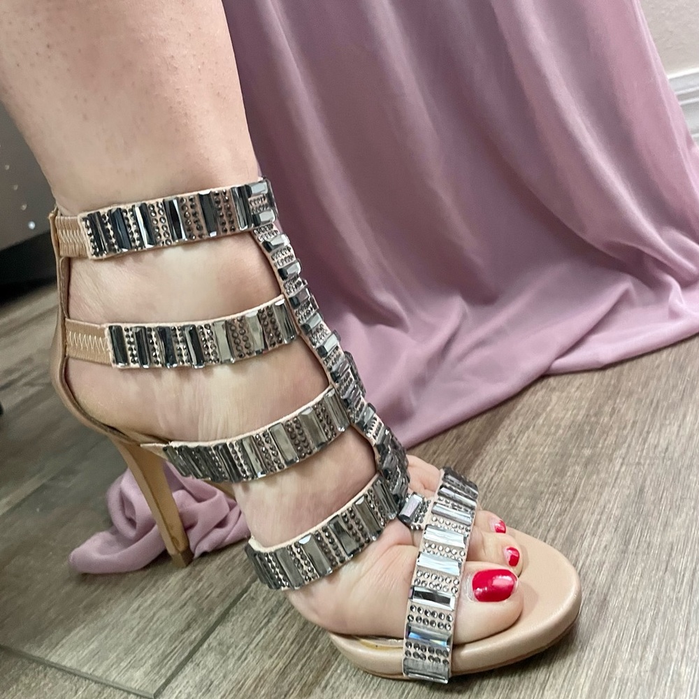 Steve Madden Crystal Nude Heels Size 6.5 - Picture 3 of 9